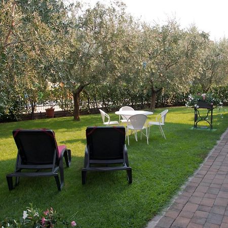 Appartamenti Villa Adriana Torbole Sul Garda Εξωτερικό φωτογραφία